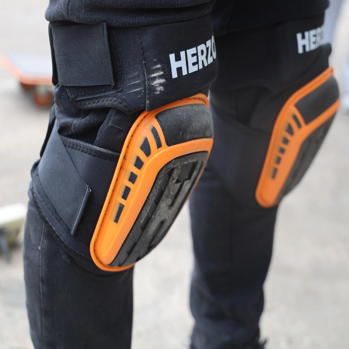 HERZO Heavy Duty Work Knee Pads for Comfortable Protection